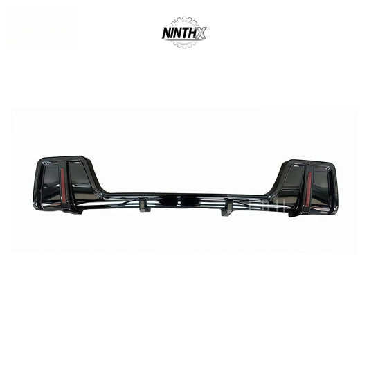 Rear Bumper Guard with LED Diffuser for Defender L663, main product view
