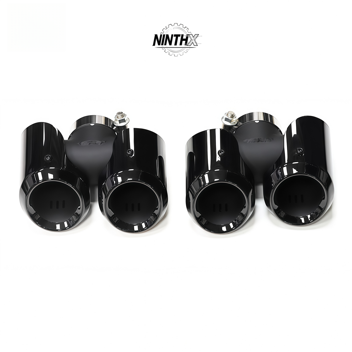 Round and square bezel exhaust tips, finish detail