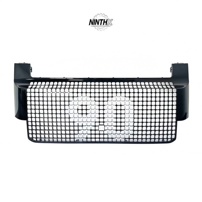 Heritage honeycomb Defender grille upgrade, vehicle fitment view