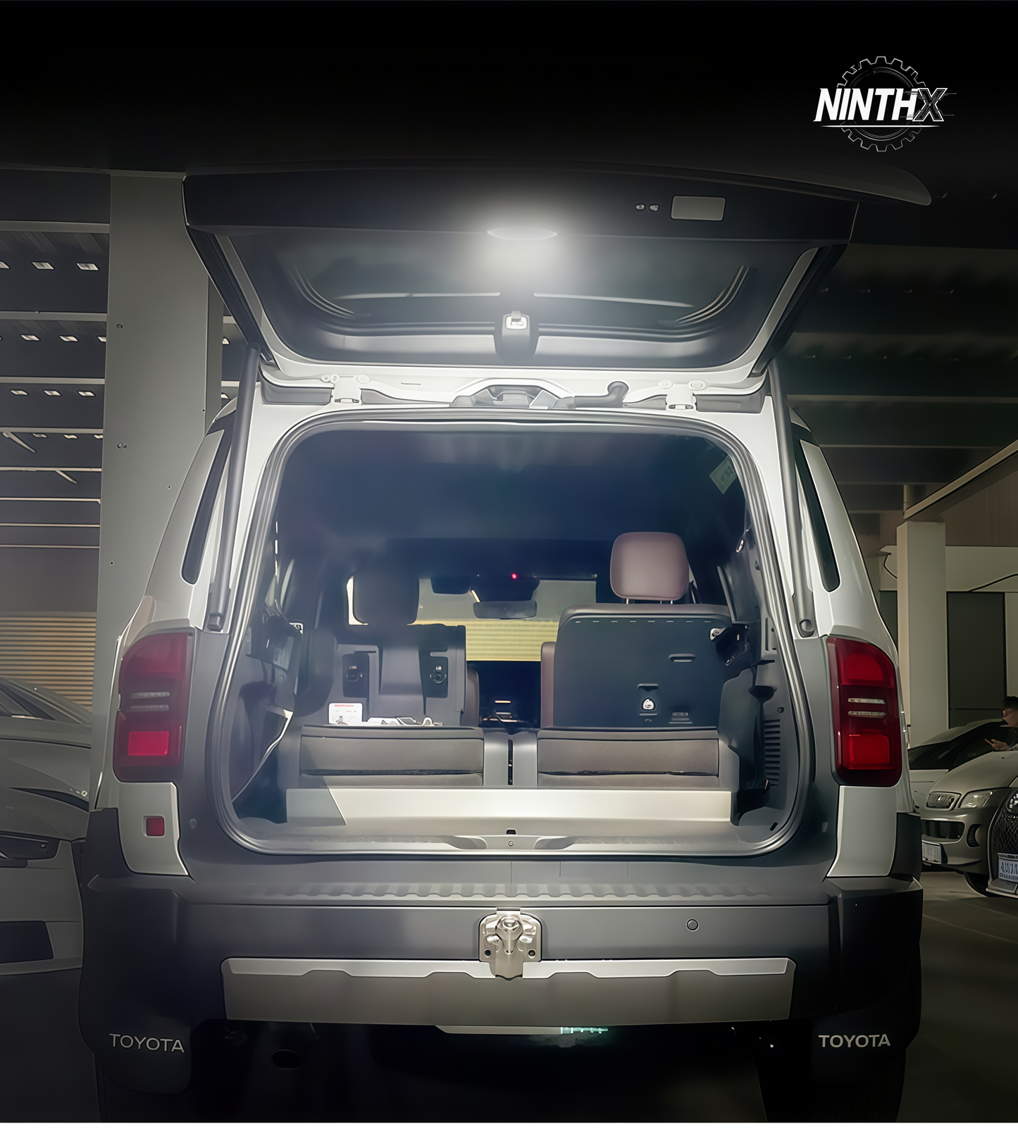 Night loading and camp cargo dome light