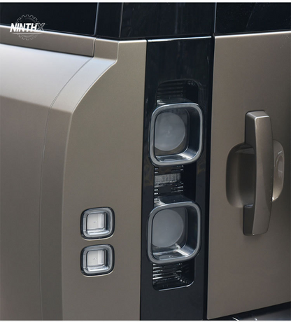 Plug-and-play sport rear light assembly, component detail